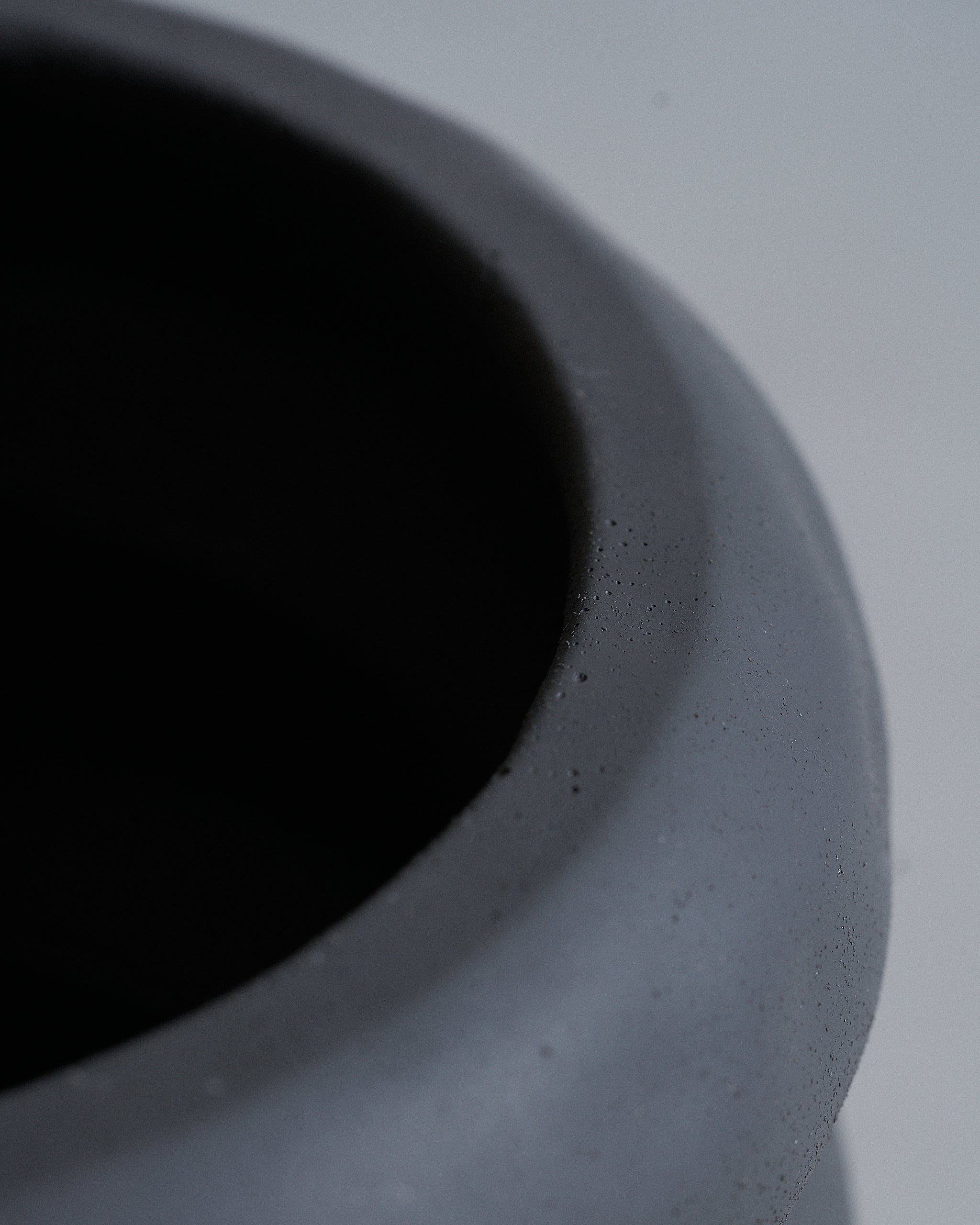 EmberMeyerPlanterPot_Closeup01_13