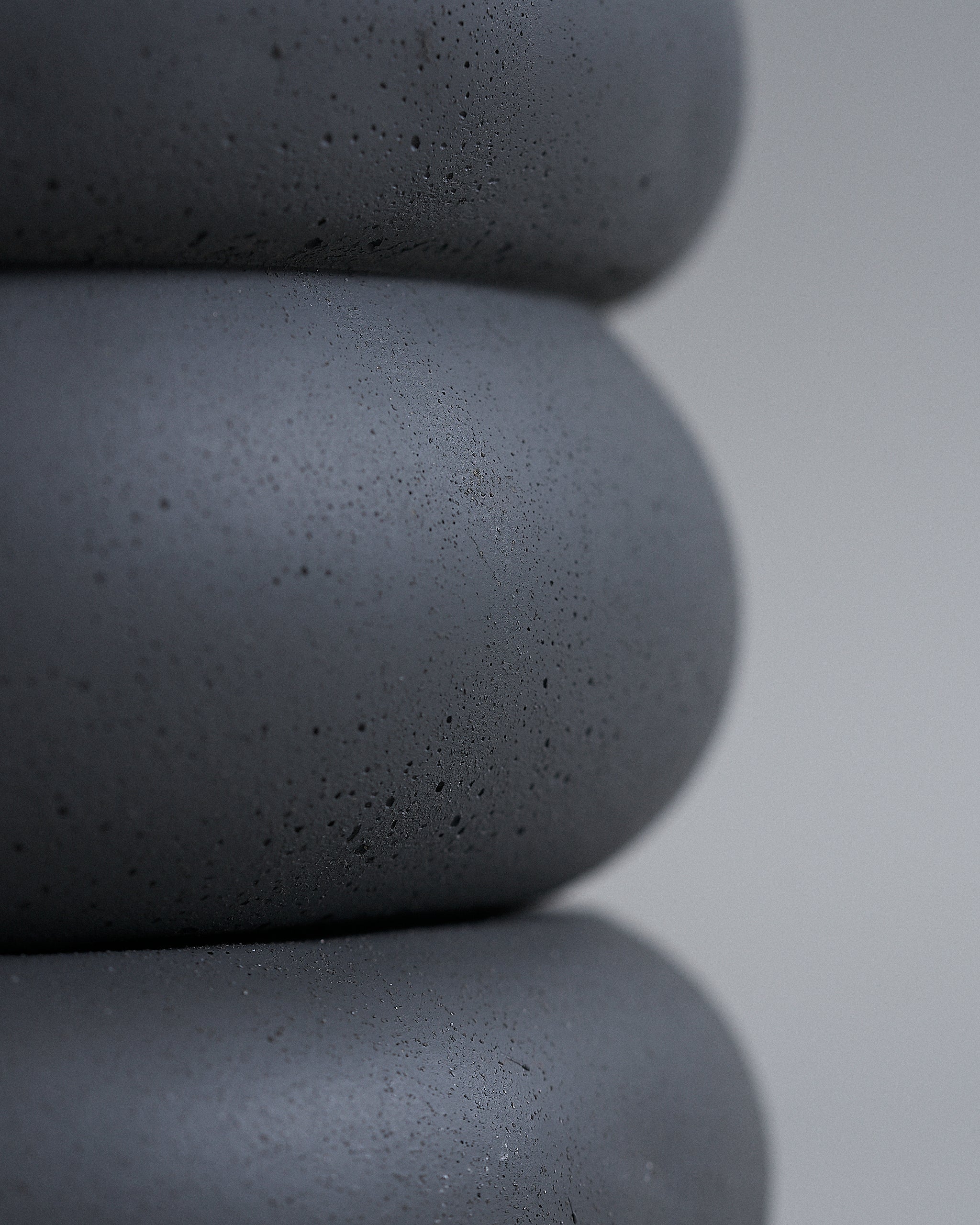 EmberMeyerPlanterPot_Closeup03_25