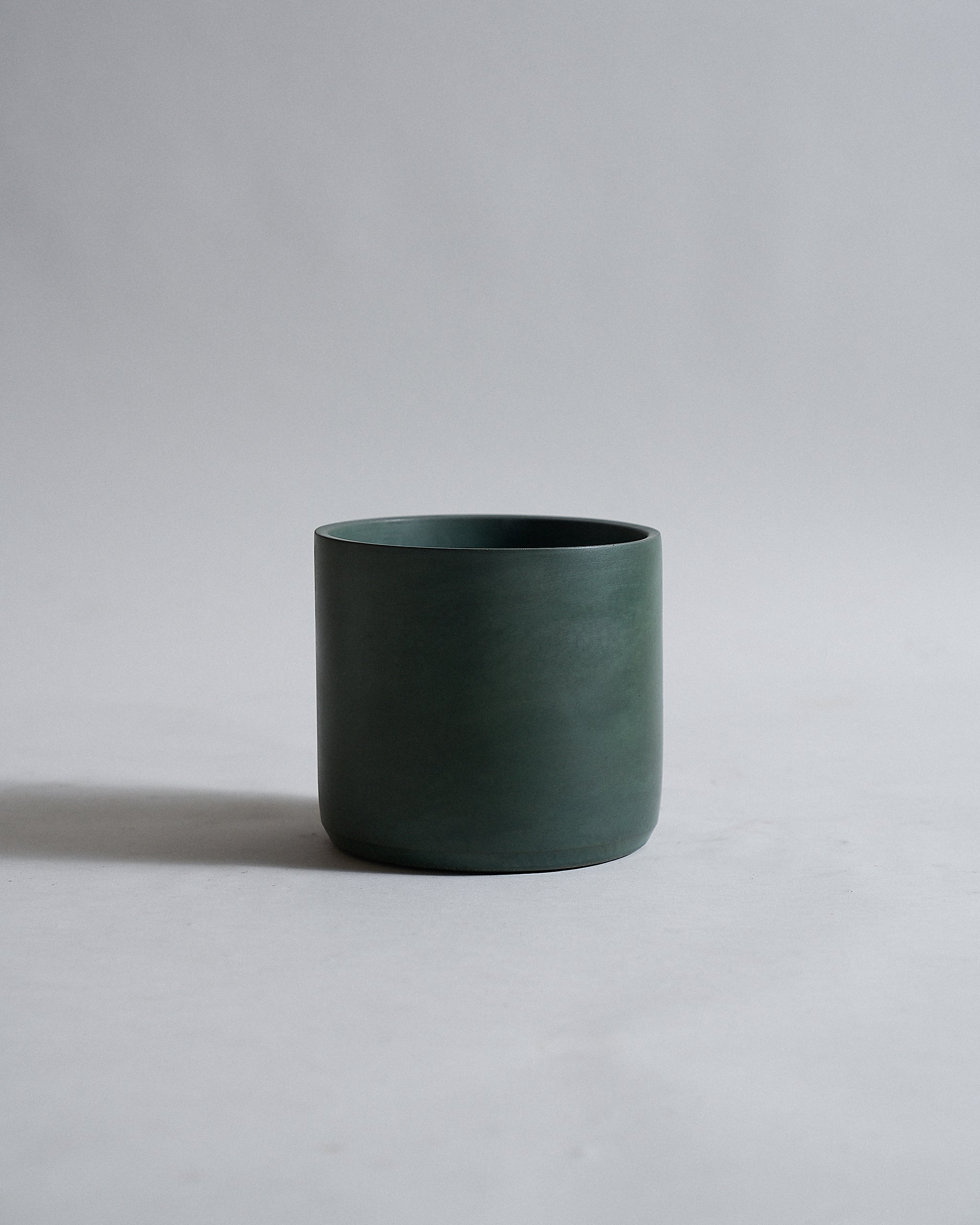 OliveGreenCircleCementPlanterPot_Group_15