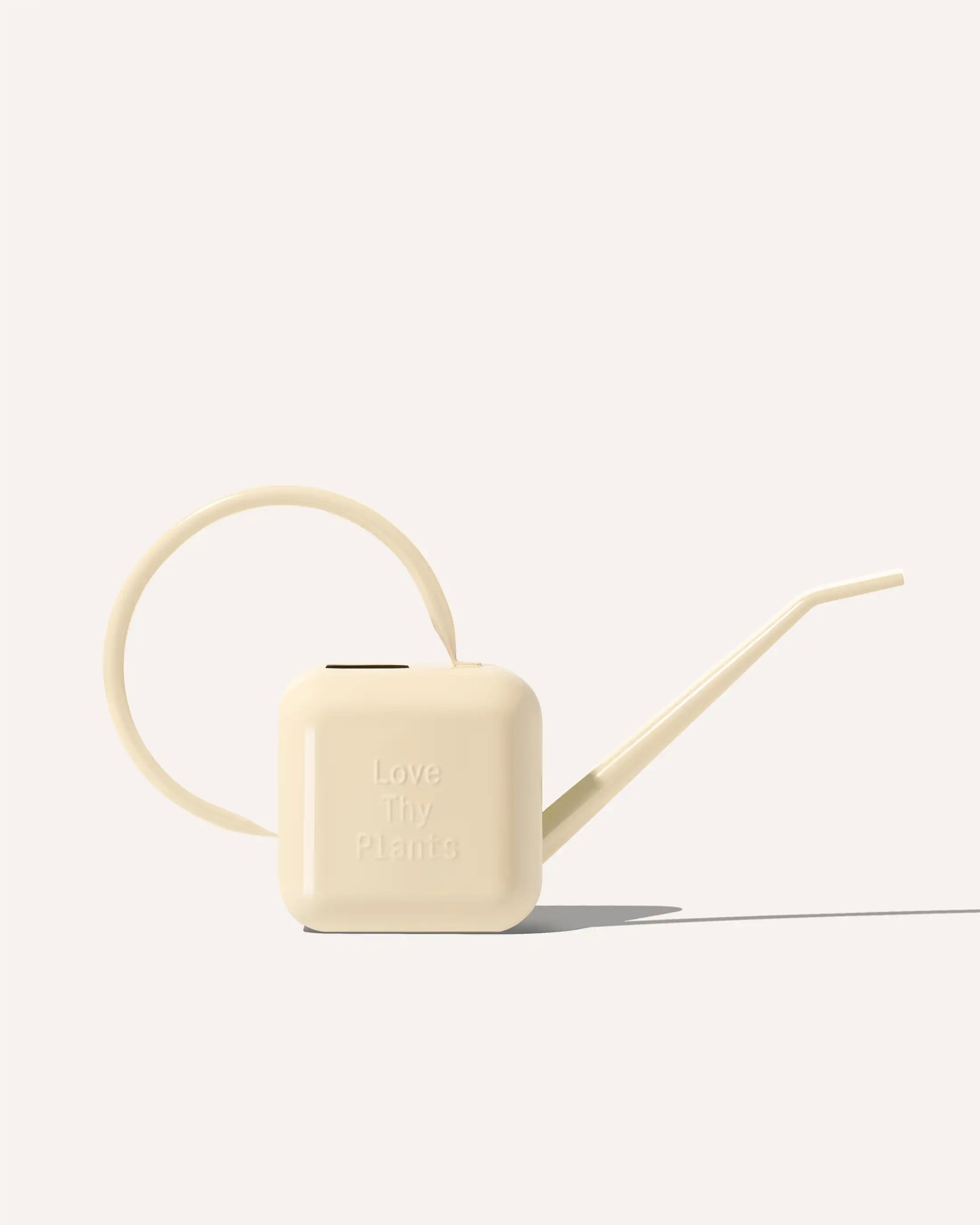 Watering-Can-Beige-Plntd-Lifestyle-4